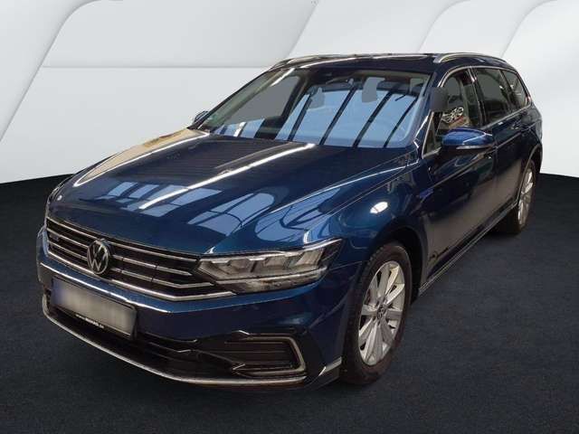 VW Passat GTE Alcantara*Pano*LED*Navi*ACC*HUD*Virtu