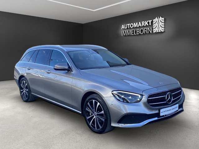 Mercedes-Benz E300 de ALLRAD AHK*Kamera*HUD*Wides*Memory*DAB