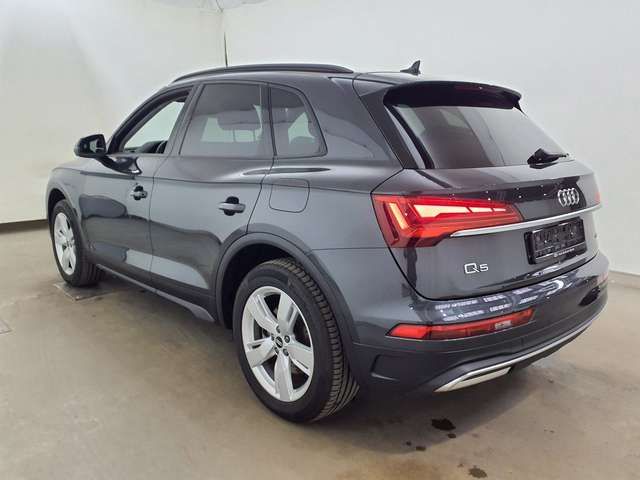 Audi Q5 e quattro Virtual*AHK*Kamera*19*DAB*NaviTouch