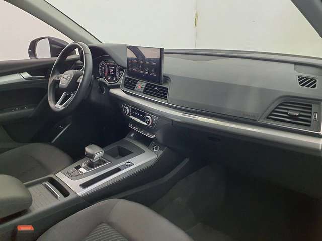 Audi Q5 e quattro Virtual*AHK*Kamera*19*DAB*NaviTouch