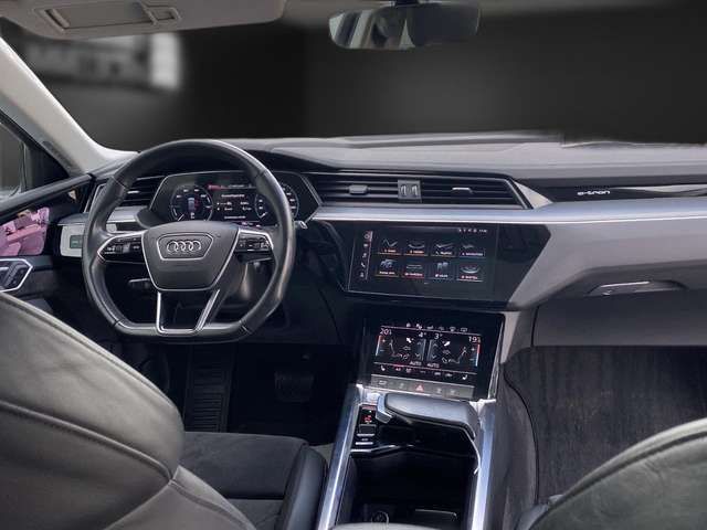 Audi e-tron 55 Pano*Virtual*HUD*AHK*Kamera*20*Matrix*