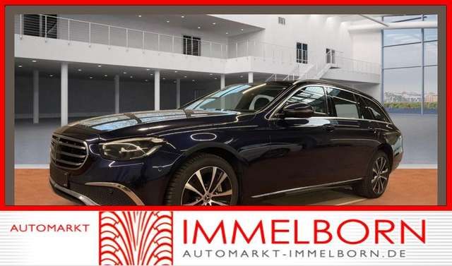 Mercedes-Benz E300 de ALLRAD Distro*360°*AHK*LED*Navi*Luftfed