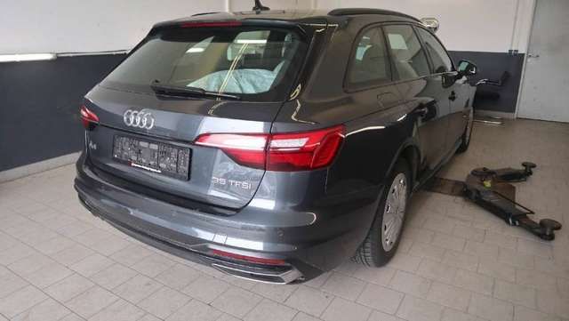 Audi A4 TFSIadvanced AHK*Sound*VollLeder*LED*Navi*DAB