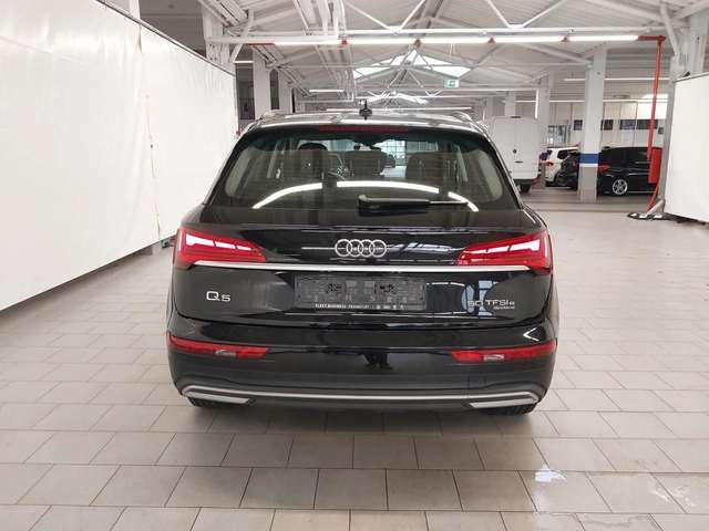 Audi Q5 e qua Area View*Virtual*LED*Navi*VKZ*Rollo*18