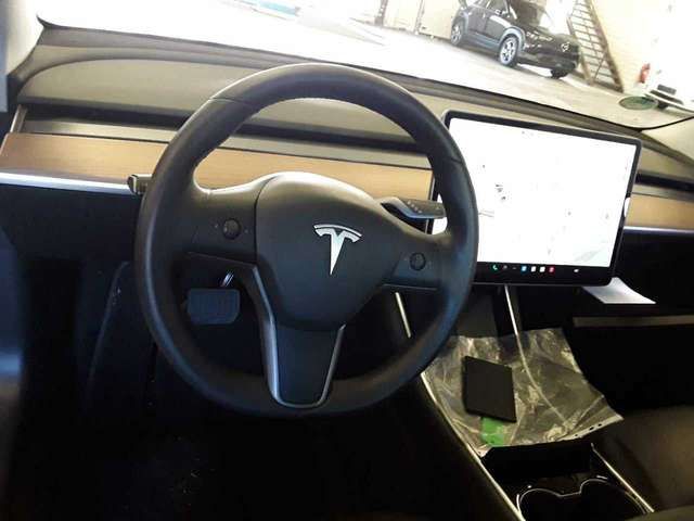 Tesla Model 3 Long Range Dual AWD Pano*Leder*ACC*Navi*