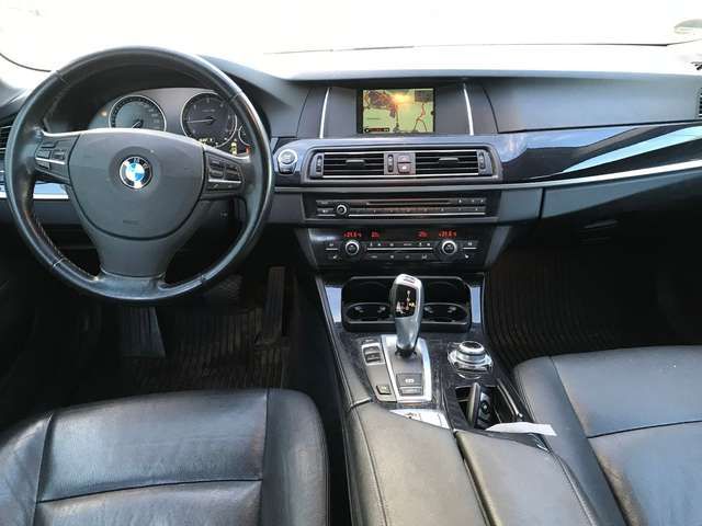 BMW 525