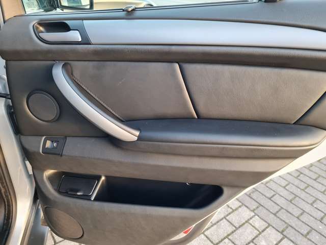 BMW X5 4.8is SAMMLERSTÜCK WENIG KILOMETER TOP