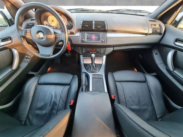 BMW X5 4.8is SAMMLERSTÜCK WENIG KILOMETER TOP