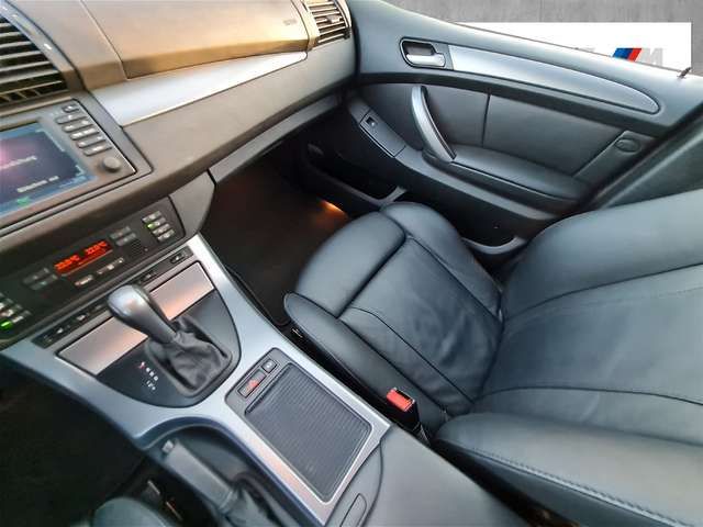 BMW X5 4.8is SAMMLERSTÜCK WENIG KILOMETER TOP