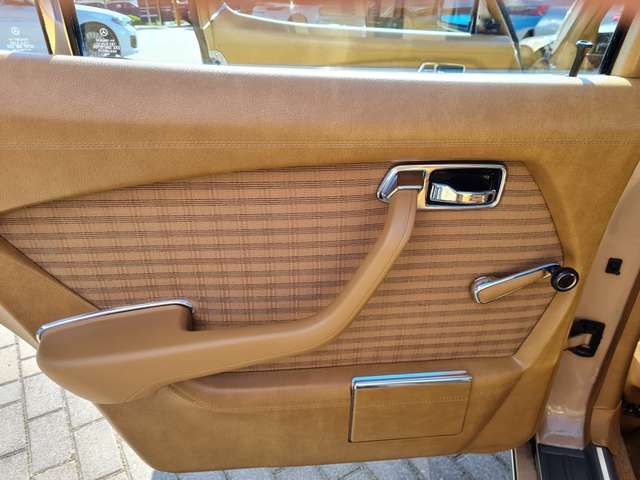 Mercedes-Benz S280 280 S 1. FAMILIEN-HAND ORIGINAL KILOMETER