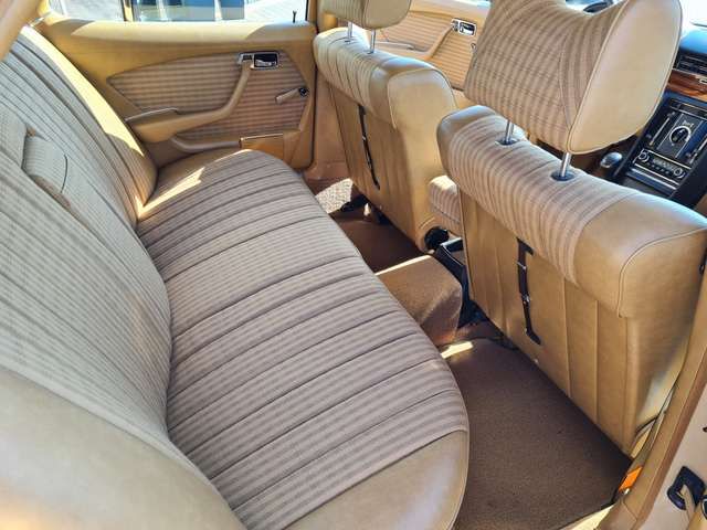 Mercedes-Benz S280 280 S 1. FAMILIEN-HAND ORIGINAL KILOMETER