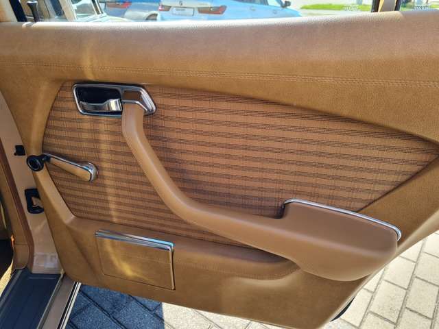 Mercedes-Benz S280 280 S 1. FAMILIEN-HAND ORIGINAL KILOMETER