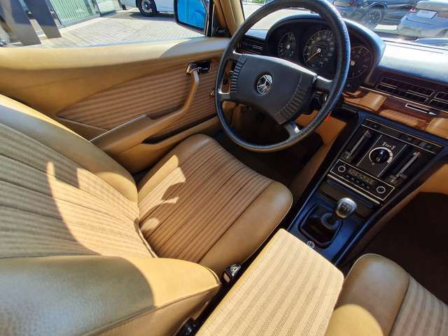 Mercedes-Benz S280 280 S 1. FAMILIEN-HAND ORIGINAL KILOMETER