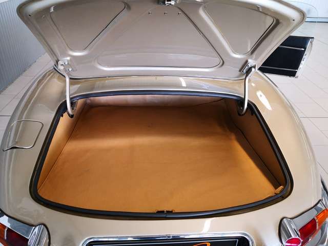 Jaguar E-Type Serie I 3.8 l Open two seater