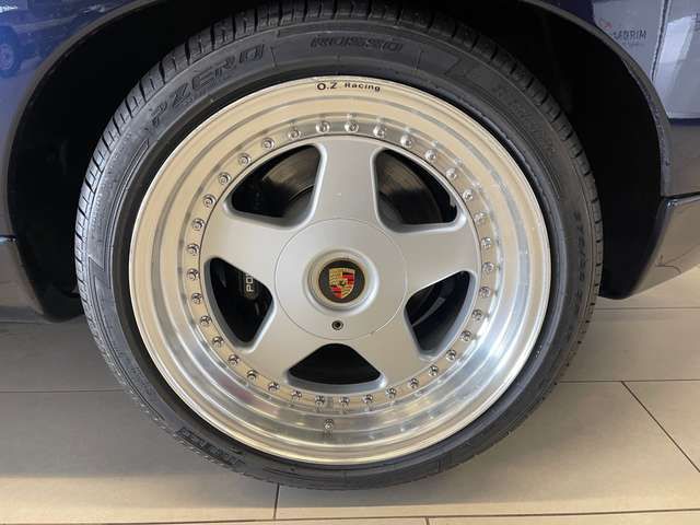 Porsche 928 GTS