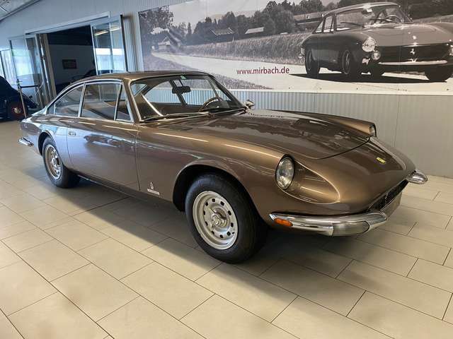 Ferrari 365 GT 2+2 - Pozzi Auslieferung