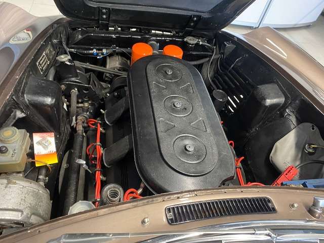 Ferrari 365 GT 2+2 - Pozzi Auslieferung