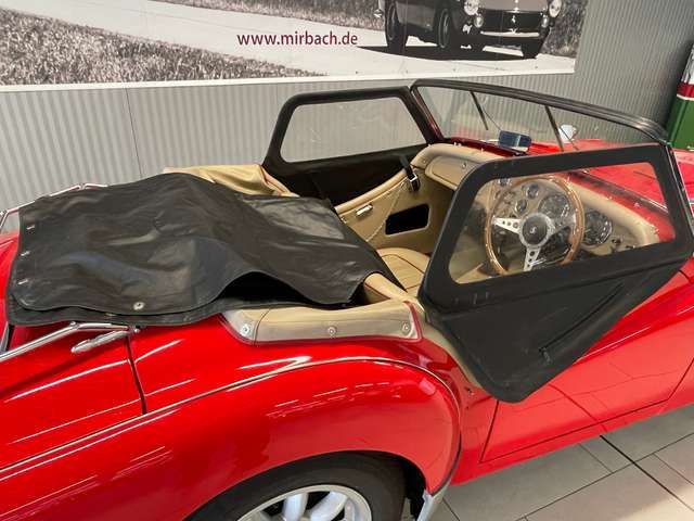 Triumph TR2 Roadster - RHD