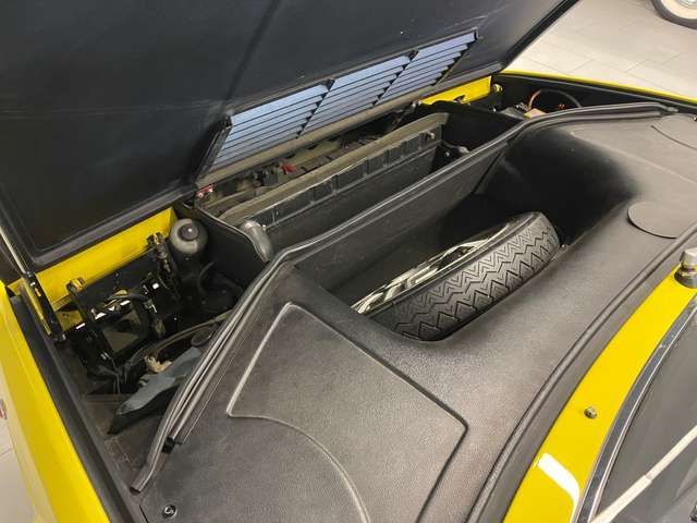 Ferrari 308 GT4 Dino 2+2 - Becker Auslieferung