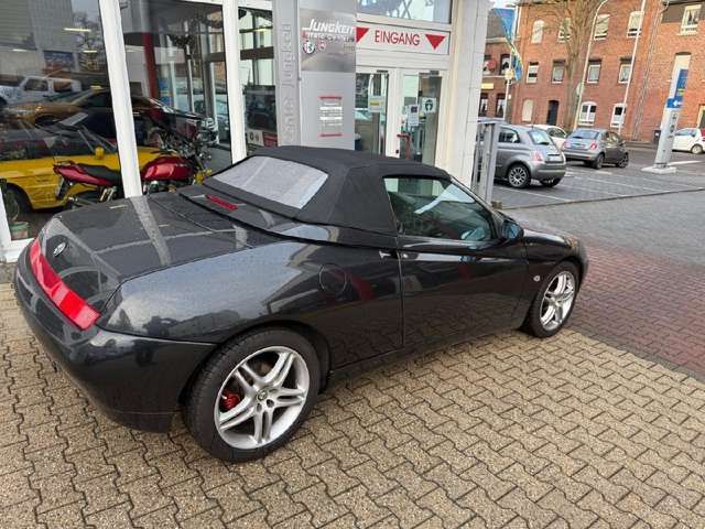 Alfa Romeo Spider 2.0 JTS 16V Medio