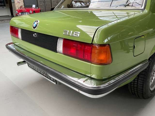 BMW 316 E21