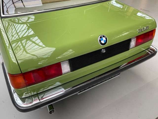 BMW 316 E21