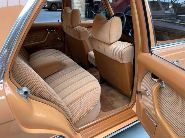 Mercedes-Benz 280 SE W116