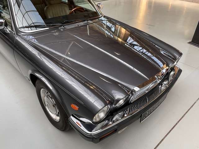 Jaguar XJ12 5,3 HE Sovereign