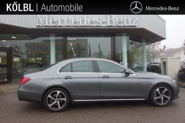 Mercedes-Benz E220