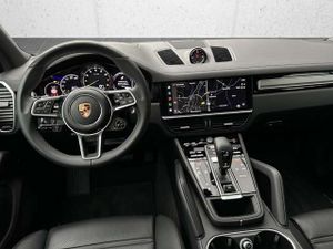 Porsche Cayenne E-Hybrid Platinum Edition Surround View