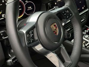 Porsche Cayenne E-Hybrid Platinum Edition Surround View