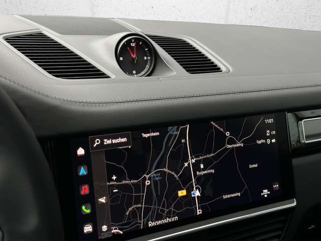 Porsche Cayenne E-Hybrid Platinum Edition Surround View