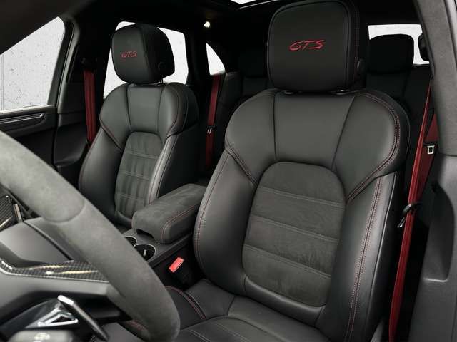 Porsche Macan GTS PANO Standheizung AHK SHZ V+H