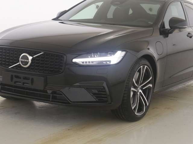 Volvo S90 Ultimate Dark Recharge Plug-In Hybrid AWD T8 Twin