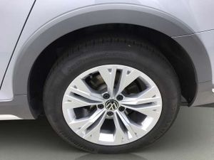 VW Passat Alltrack