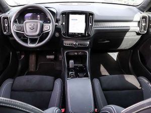 Volvo XC40 Plus Dark 2WD B4 EU6d digitales Cockpit Memory Sit