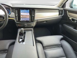 Volvo V90 Cross Country B4D Pano/360°/AHK