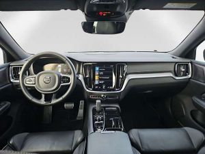 Volvo V60 T8 Twin Engine AWD R-Design Pano/AHK/H&K