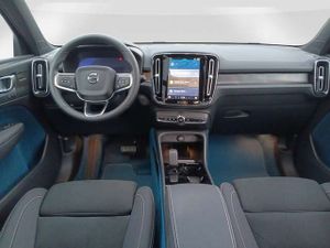 Volvo XC40 P8 Twin Ultimate  Pano/AHK/360°/H&K