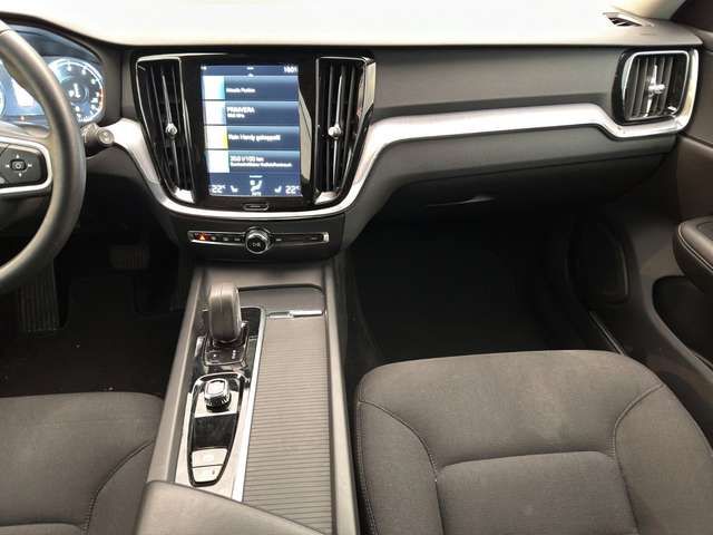 Volvo V60 B5 Momentum Camera/Navi/Memory