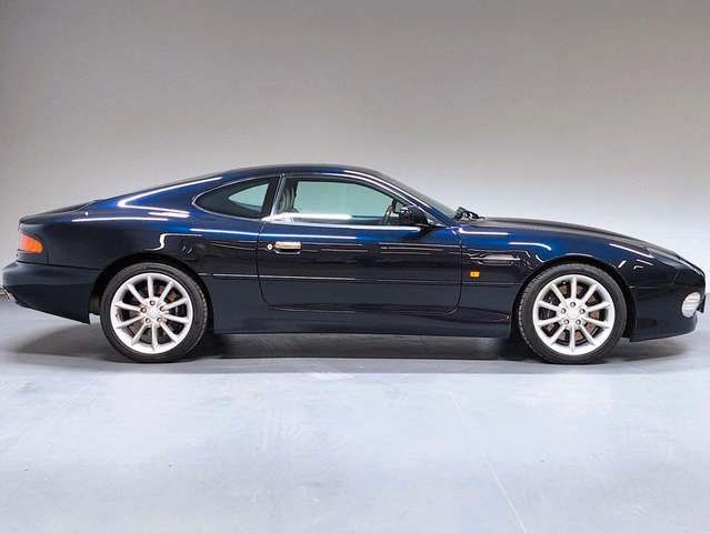 Aston Martin DB7 Vantage  Coupe V12 in schönster Farbkombi.