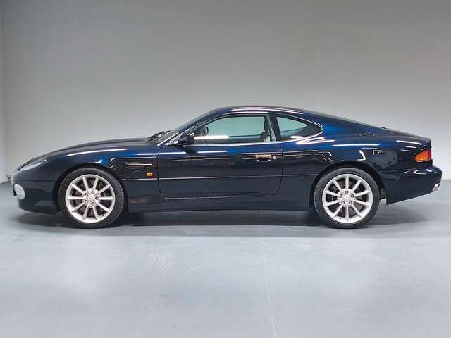 Aston Martin DB7 Vantage  Coupe V12 in schönster Farbkombi.