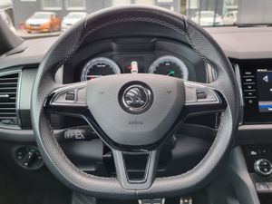 SKODA Kodiaq 2.0 TDI SCR DSG 4x4 SportLine Navi AHK ACC PDC 20Alu