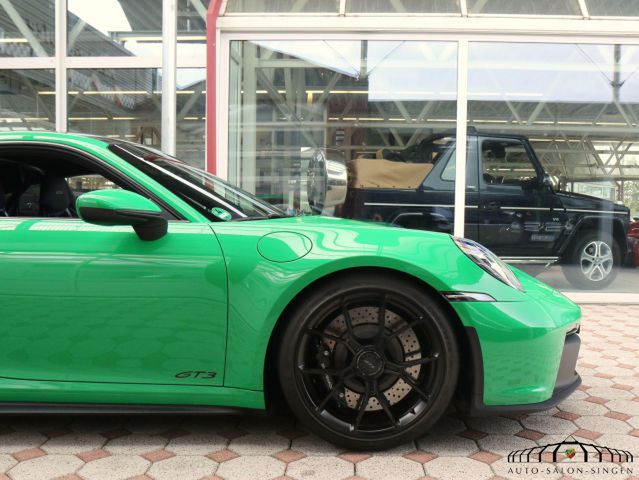 PORSCHE 992 GT3 *Pythongrün*1 Hand*Approved 06/26*Carbon