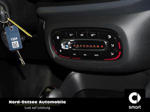 SMART EQ fortwo Cool & Audio DAB Klima Sitzhz Tempomat