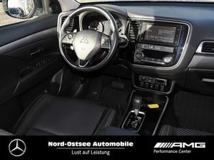 MITSUBISHI Outlander Edition 100+ 4WD 360° Mopf Tempo LED