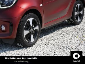 SMART fortwo coupe EQ passion Tempo SHZ Pano Kamera