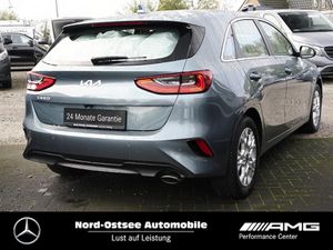 KIA ceed 1.5 T-GDI DCT Kamera Tempomat PDC Sitzhzg