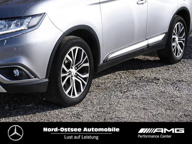 MITSUBISHI Outlander Edition 100+ 4WD 360° Mopf Tempo LED