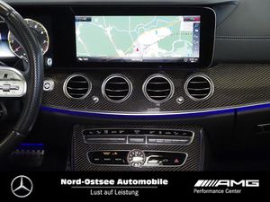 MERCEDES-BENZ AMG E 63 S 4M+ T Keramik Multibeam Pano Night